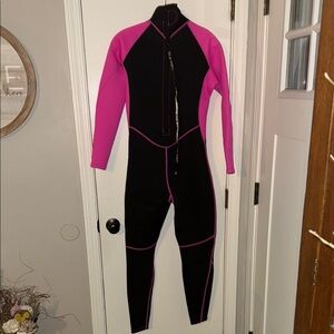 Kids Pink and Black Wetsuit